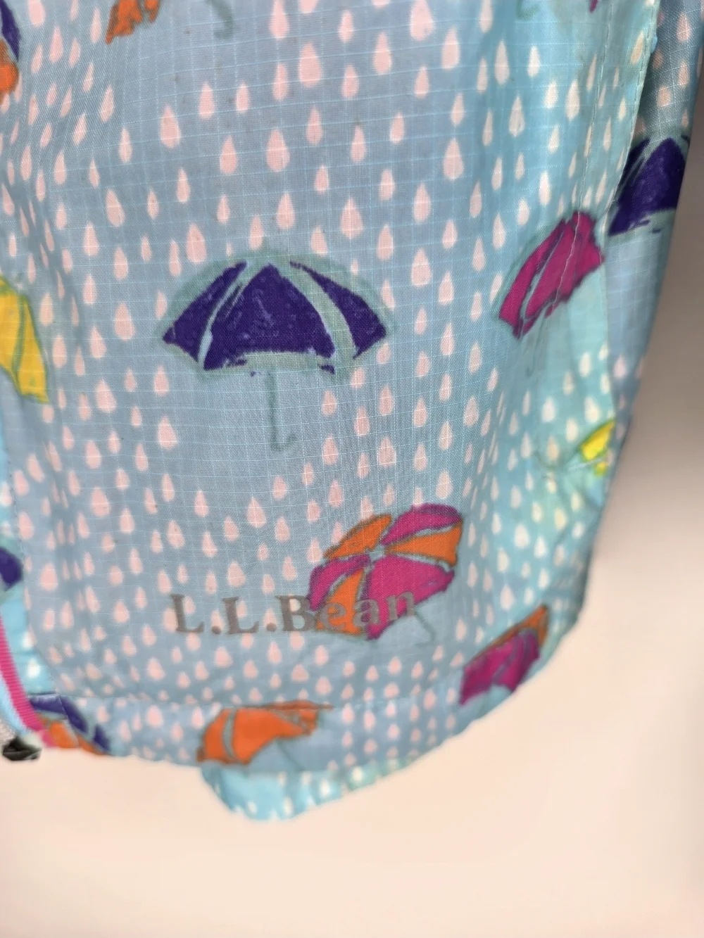 L.L. Bean Light Blue Umbrella Print Rain Jacket/Windbreaket  with Pink Trim 6X-7 - Picture 2 of 6